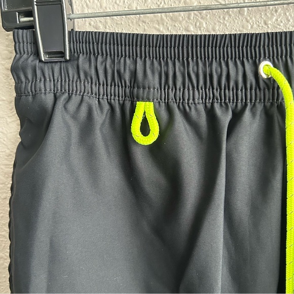 Crasqi Black 5” Swim Trunks Shorts - Picture 3 of 12